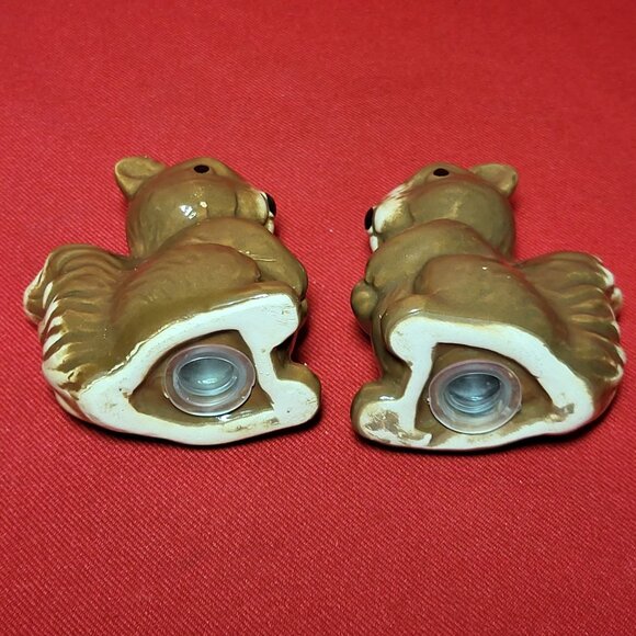 Vintage Squirrel Ceramic Glazed Salt and Pepper Shakers Set of 2 - Picture 4 of 10